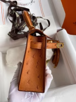 Hermes Kelly Mini II Sellier Handmade Bag In Gold Ostrich Leather - Image 3