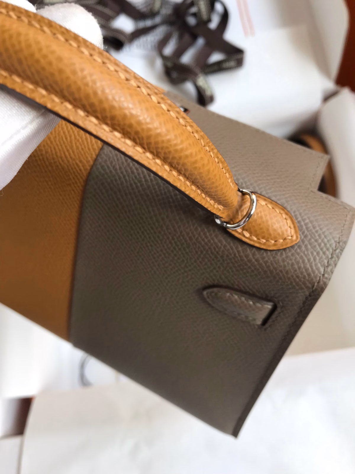 Hermes Kelly Mini II Sellier Tri-color Bag In Taupe/Sesame/Blue Nuit Epsom Calfskin - Image 3