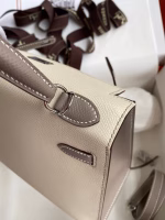 Hermes Kelly Sellier 25 Bicolor Bag in Craie and Gris Asphalt Epsom Calfskin - Image 8