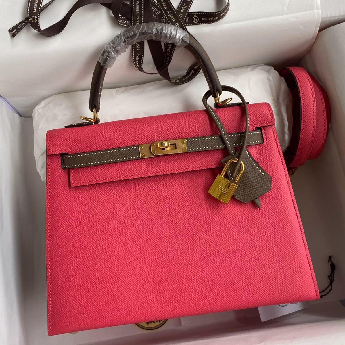 Hermes Kelly Sellier 25 Bicolor Bag in Rose Extremea nd Taupe Epsom Calfskin - Image 1
