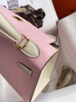 Hermes Kelly Sellier 25 Bicolor Bag in Rose Sakura and Craie Epsom Calfskin - Image 3