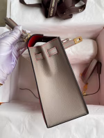 Hermes Kelly Sellier 25 Bicolor Bag in Red and Etain Epsom Calfskin - Image 4