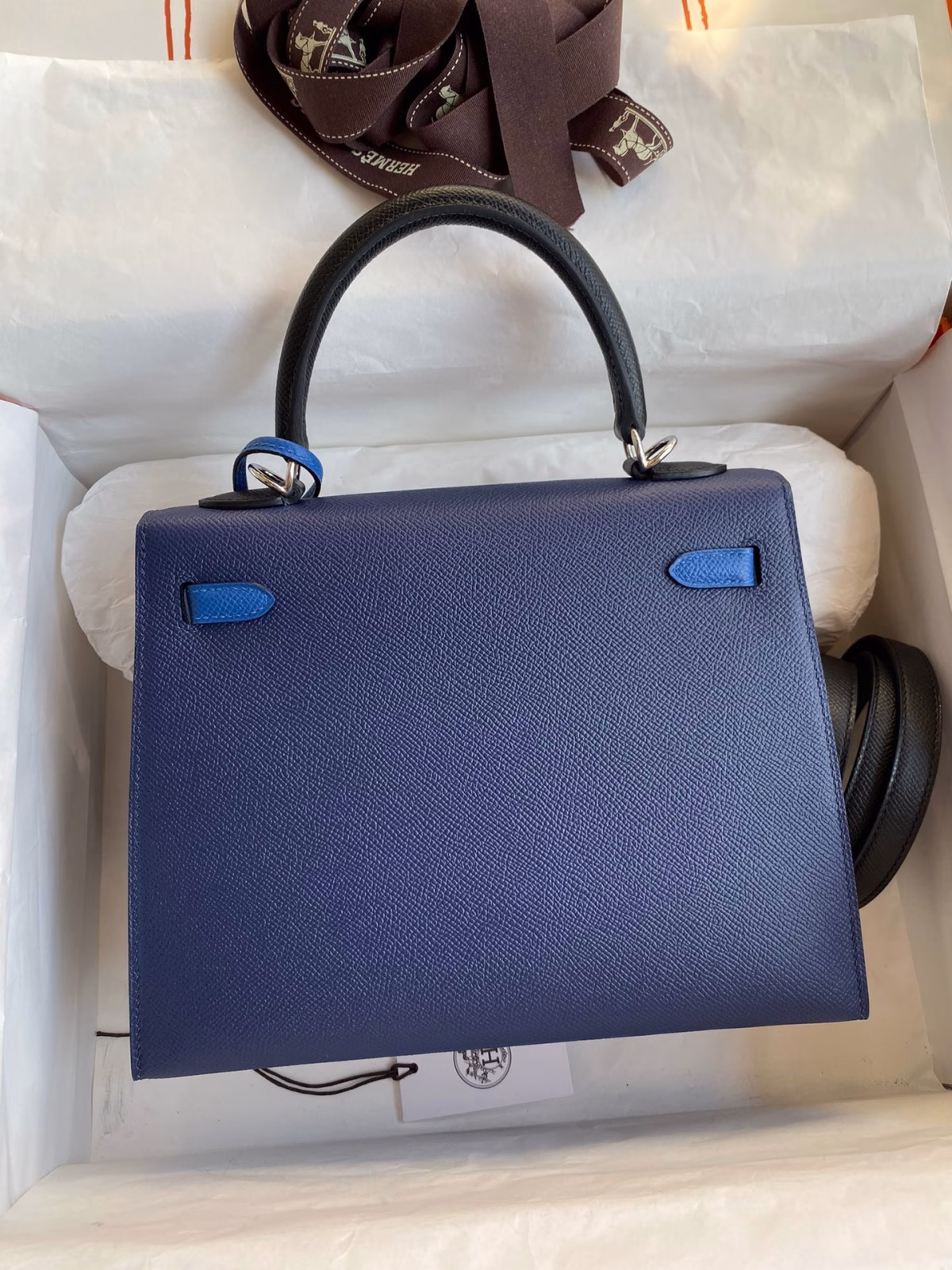 Hermes Kelly Sellier 25 Bicolor Bag in Blue Saphir and Blue France Epsom Calfskin - Image 6