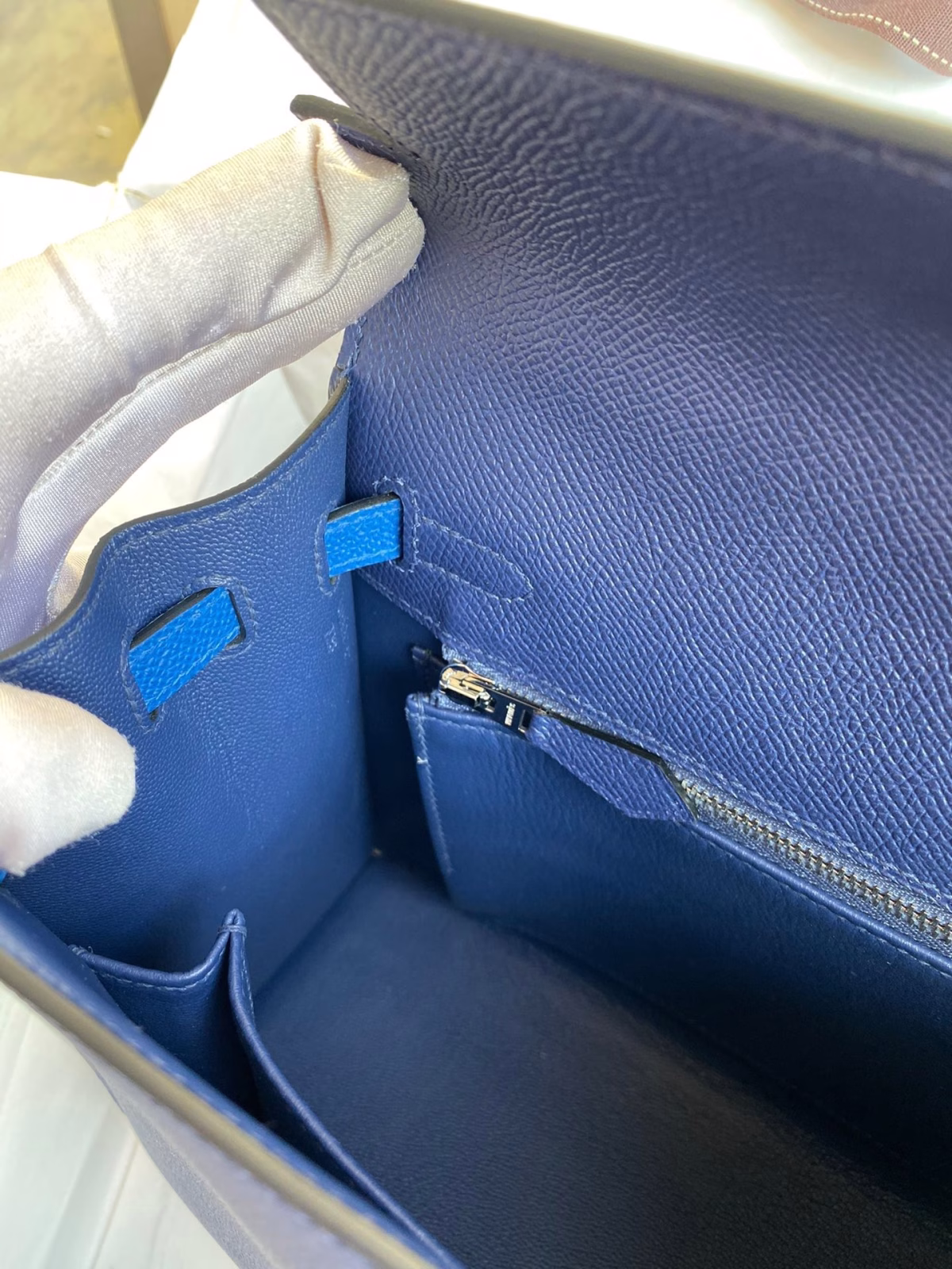 Hermes Kelly Sellier 25 Bicolor Bag in Blue Saphir and Blue France Epsom Calfskin - Image 5