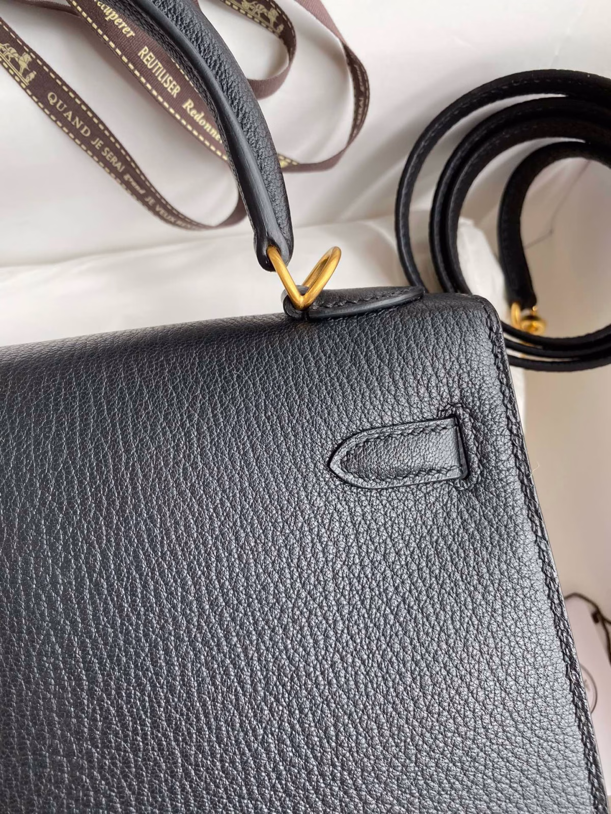 Hermes Kelly Sellier 25 Handmade Bag In Black Mysore Goatskin - Image 4