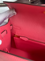 Hermes Kelly Sellier 25 Handmade Bag In Rose Lipstick Mysore Goatskin - Image 8