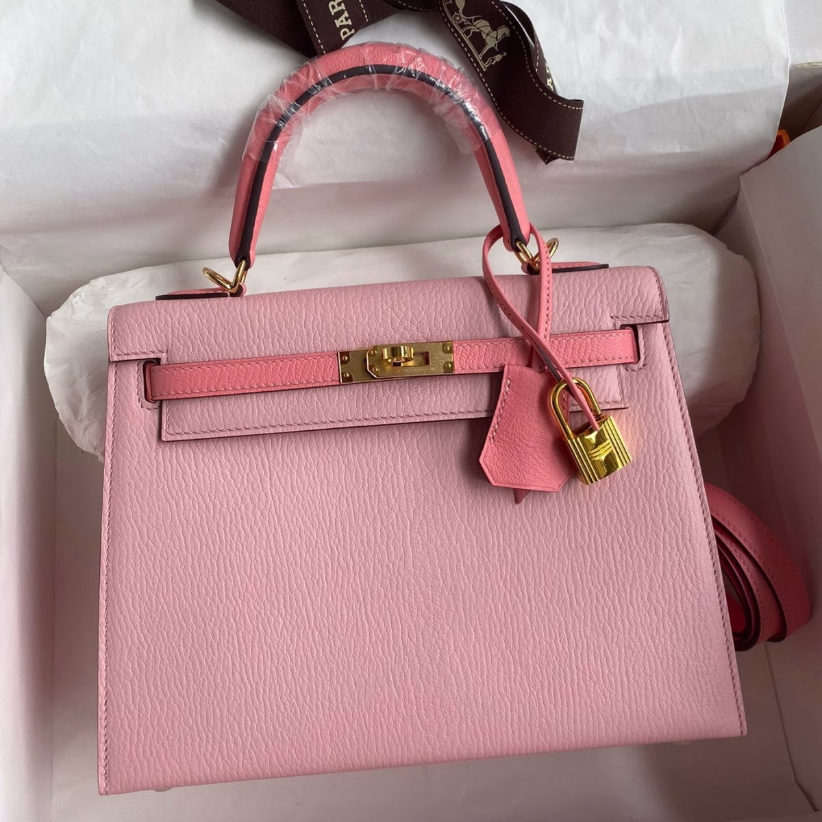 Hermes Kelly Sellier 25 Bicolor Bag in Rose Confetti and Lipstick Mysore Goatskin - Image 1