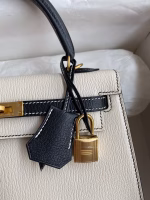 Hermes Kelly Sellier 25 Bicolor Bag in White and Black Mysore Goatskin - Image 2