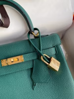 Hermes Kelly Retourne 25 Handmade Bag In Blue Paon Clemence Leather - Image 2