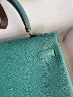 Hermes Kelly Retourne 25 Handmade Bag In Blue Paon Clemence Leather - Image 3