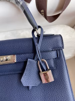Hermes Kelly Retourne 25 Handmade Bag In Blue Saphir Clemence Leather - Image 8