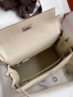 Hermes Kelly Retourne 25 Handmade Bag In Craie Clemence Leather - Image 2