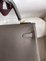 Hermes Kelly Retourne 25 Handmade Bag In Etain Clemence Leather - Image 9