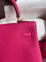 Hermes Kelly Retourne 25 Handmade Bag In Framboise Clemence Leather - Image 8