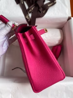 Hermes Kelly Retourne 25 Handmade Bag In Framboise Clemence Leather - Image 9