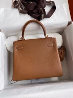 Hermes Kelly Retourne 25 Handmade Bag In Gold Clemence Leather - Image 6