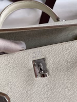 Hermes Kelly Retourne 25 Handmade Bag In Mushroom Clemence Leather - Image 9