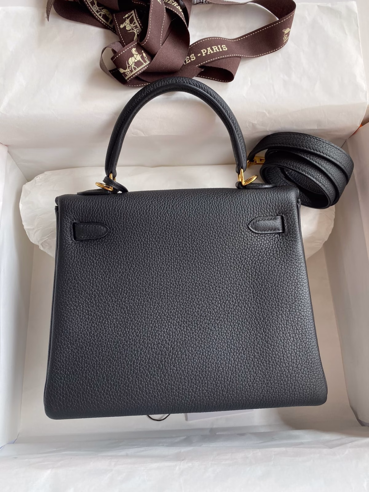 Hermes Kelly Retourne 25 Handmade Bag In Black Clemence Leather - Image 4