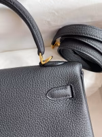 Hermes Kelly Retourne 25 Handmade Bag In Black Clemence Leather - Image 7