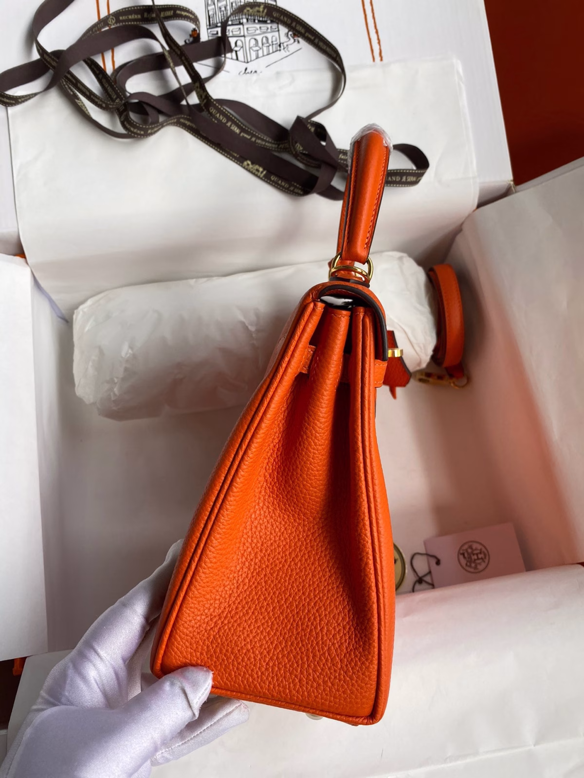 Hermes Kelly Retourne 25 Handmade Bag In Orange Clemence Leather - Image 8