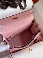 Hermes Kelly Retourne 25 Handmade Bag In Rose Sakura Clemence Leather - Image 3