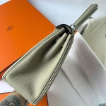 Hermes Kelly Retourne 25 Handmade Bag In Sauge Clemence Leather - Image 9