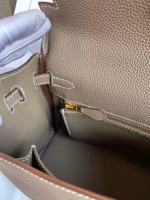 Hermes Kelly Retourne 25 Handmade Bag In Taupe Clemence Leather - Image 7