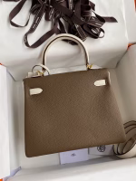 Hermes Kelly Retourne 25 Bicolor Bag in Taupe and Craie Clemence Calfskin - Image 8