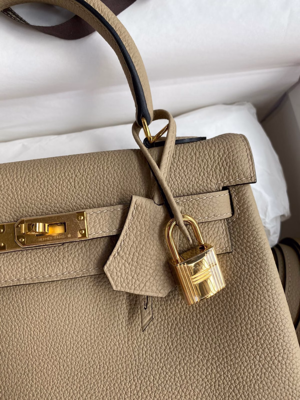 Hermes Kelly Retourne 25 Handmade Bag In Trench Clemence Leather - Image 5