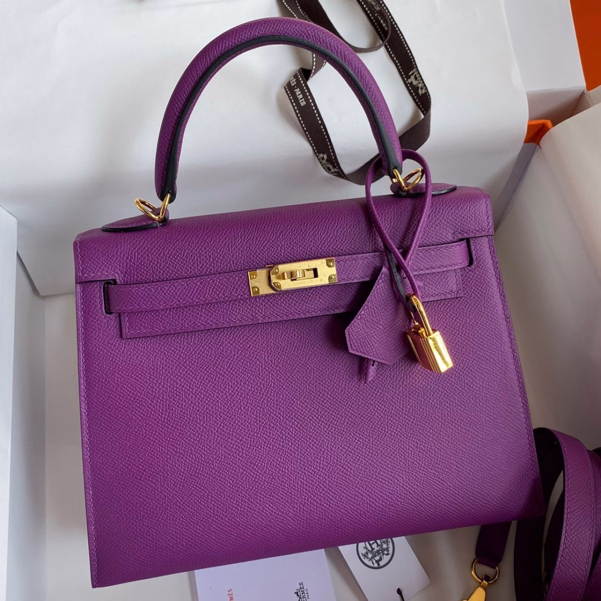 Hermes Kelly Sellier 25 Handmade Bag In Anemone Epsom Calfskin - Image 1