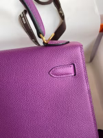 Hermes Kelly Sellier 25 Handmade Bag In Anemone Epsom Calfskin - Image 9
