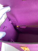 Hermes Kelly Sellier 25 Handmade Bag In Anemone Epsom Calfskin - Image 3