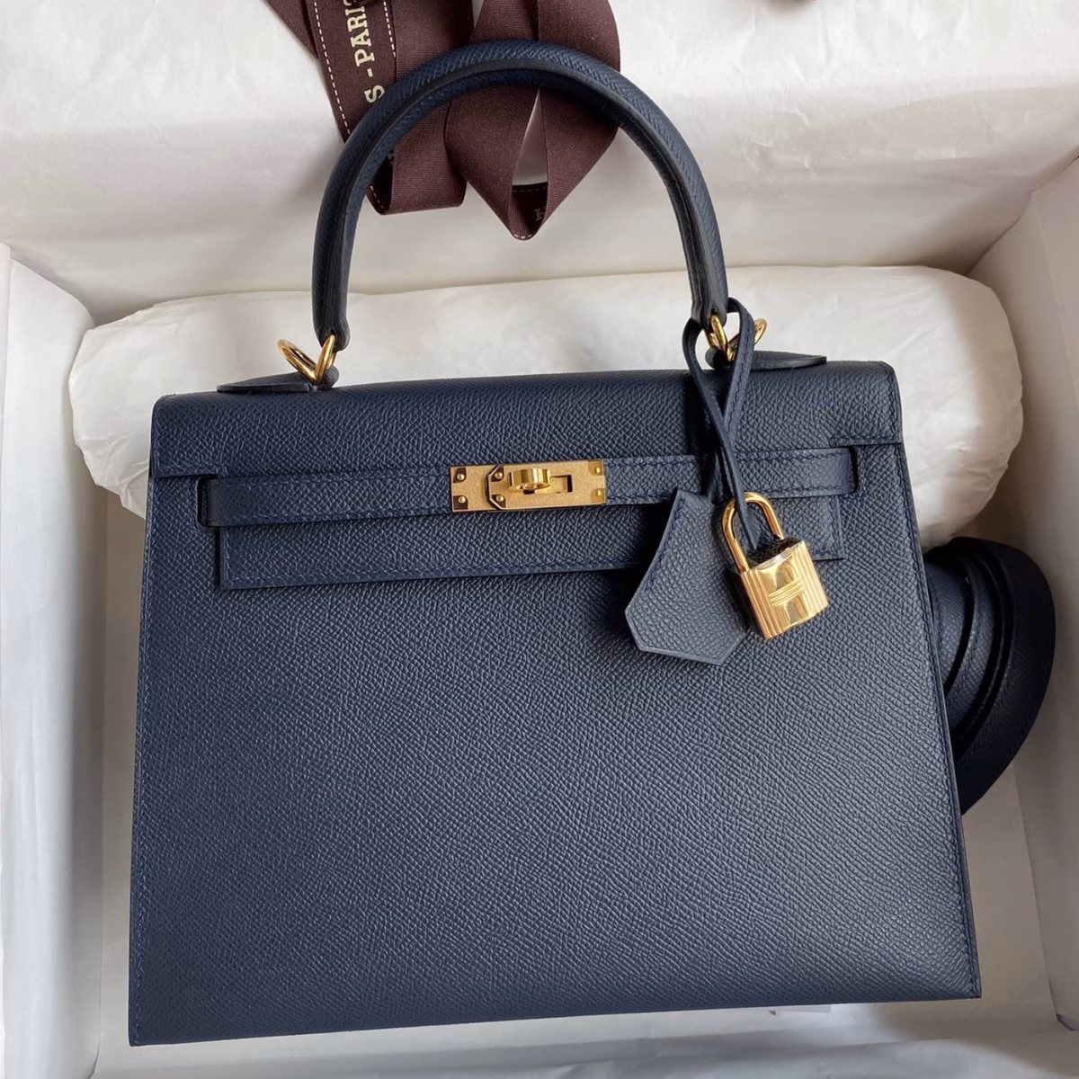 Hermes Kelly Sellier 25 Handmade Bag In Blue Indigo Epsom Calfskin - Image 1