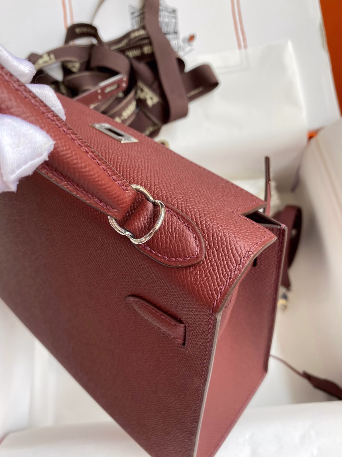 Hermes Kelly Sellier 25 Handmade Bag In Bordeaux Epsom Calfskin - Image 9