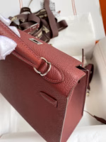Hermes Kelly Sellier 25 Handmade Bag In Bordeaux Epsom Calfskin - Image 9