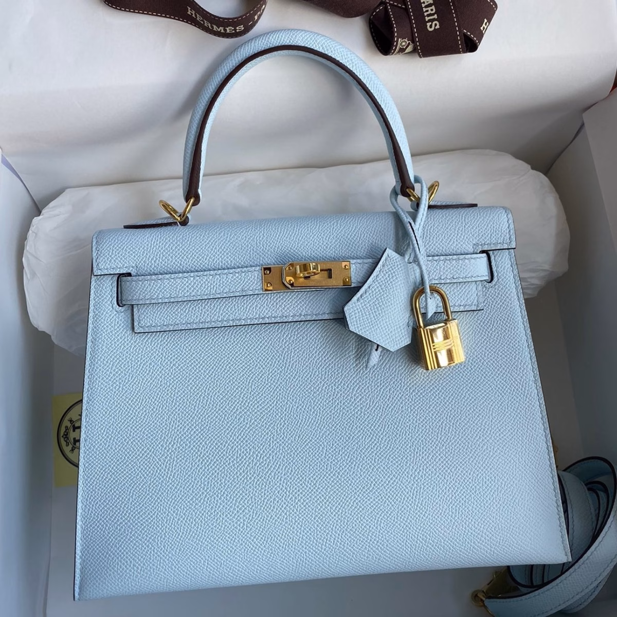 Hermes Kelly Sellier 25 Handmade Bag In Celeste Epsom Calfskin - Image 1