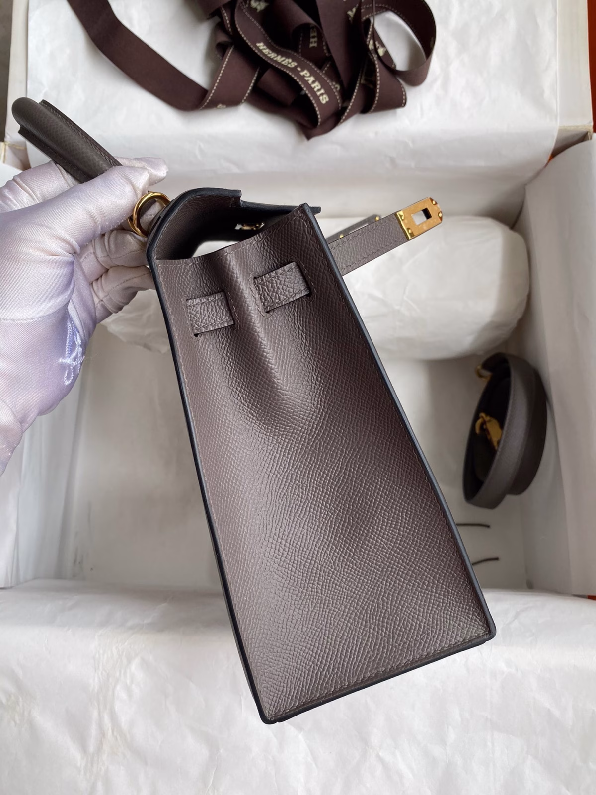 Hermes Kelly Sellier 25 Handmade Bag In Etain Epsom Calfskin - Image 2