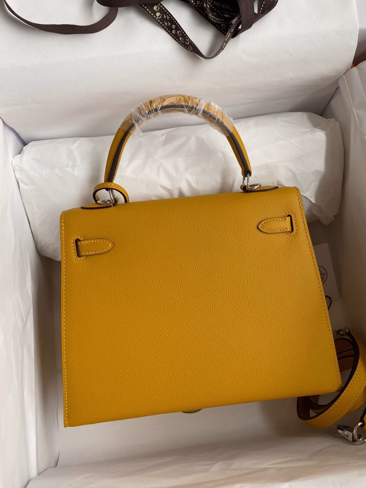 Hermes Kelly Sellier 25 Handmade Bag In Jaune Ambre Epsom Calfskin - Image 4