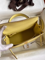Hermes Kelly Sellier 25 Handmade Bag In Jaune Poussin Epsom Calfskin - Image 8