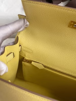 Hermes Kelly Sellier 25 Handmade Bag In Jaune Poussin Epsom Calfskin - Image 4