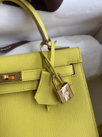 Hermes Kelly Sellier 25 Handmade Bag In Lime Epsom Calfskin - Image 8