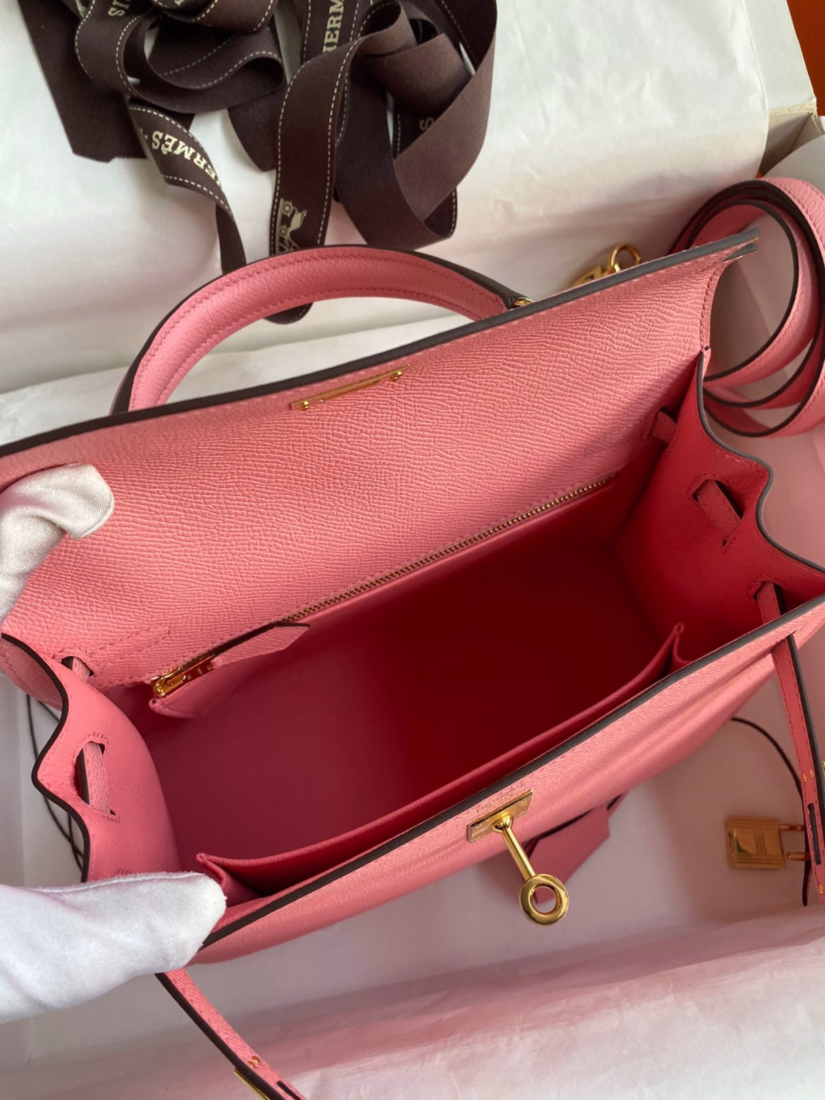 Hermes Kelly Sellier 25 Handmade Bag In Rose Confetti Epsom Calfskin - Image 6