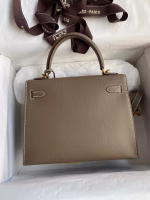 Hermes Kelly Sellier 25 Handmade Bag In Taupe Epsom Calfskin - Image 7