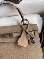 Hermes Kelly Sellier 25 Handmade Bag In Trench Epsom Calfskin - Image 4