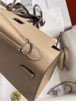 Hermes Kelly Sellier 25 Handmade Bag In Trench Epsom Calfskin - Image 7