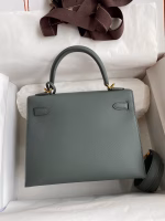 Hermes Kelly Sellier 25 Handmade Bag In Vert Amande Epsom Calfskin - Image 4