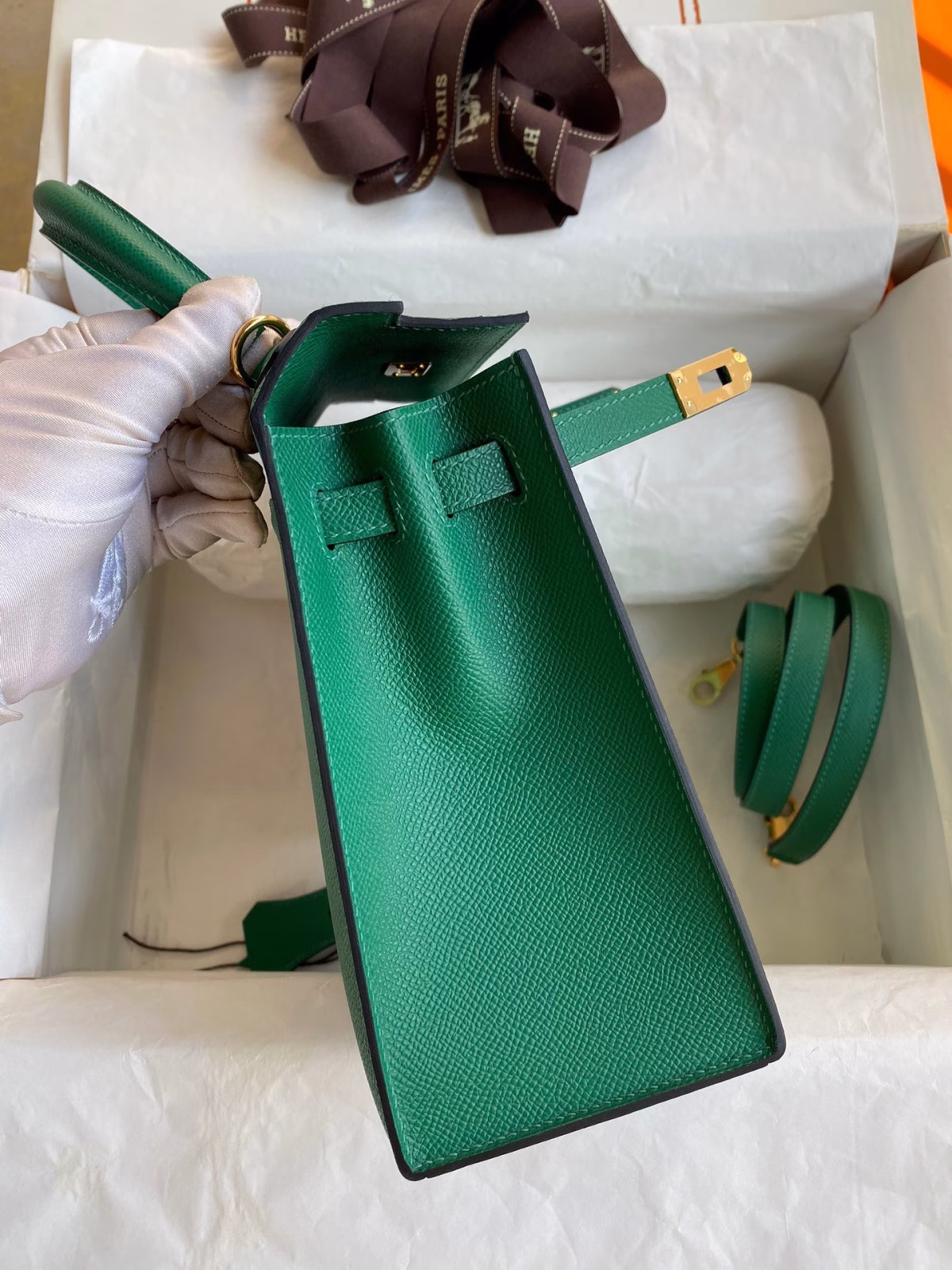 Hermes Kelly Sellier 25 Handmade Bag In Vert Vertigo Epsom Calfskin - Image 9