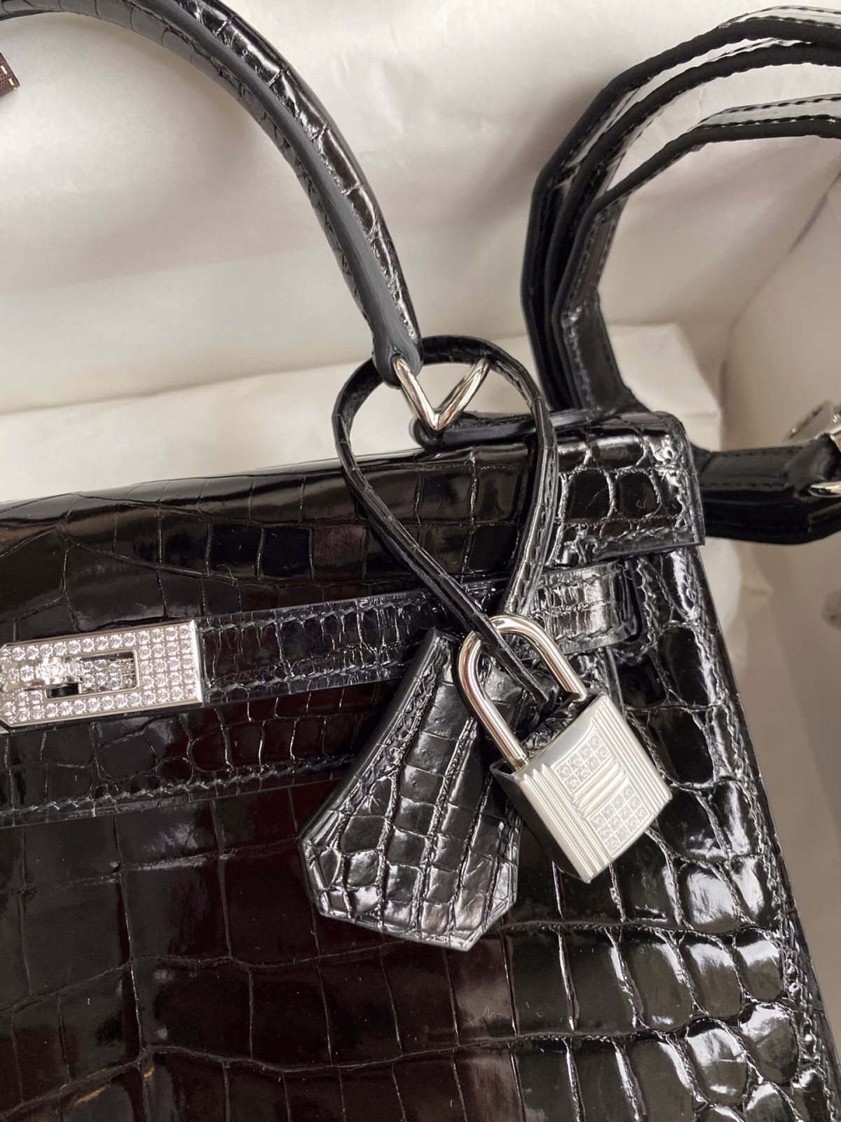 Hermes Kelly Sellier 25 Diamond Bag In Black Crocodile Niloticus Shiny Skin - Image 3