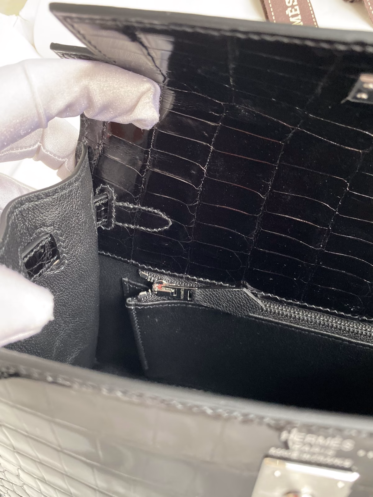 Hermes Kelly Sellier 25 Diamond Bag In Black Crocodile Niloticus Shiny Skin - Image 6