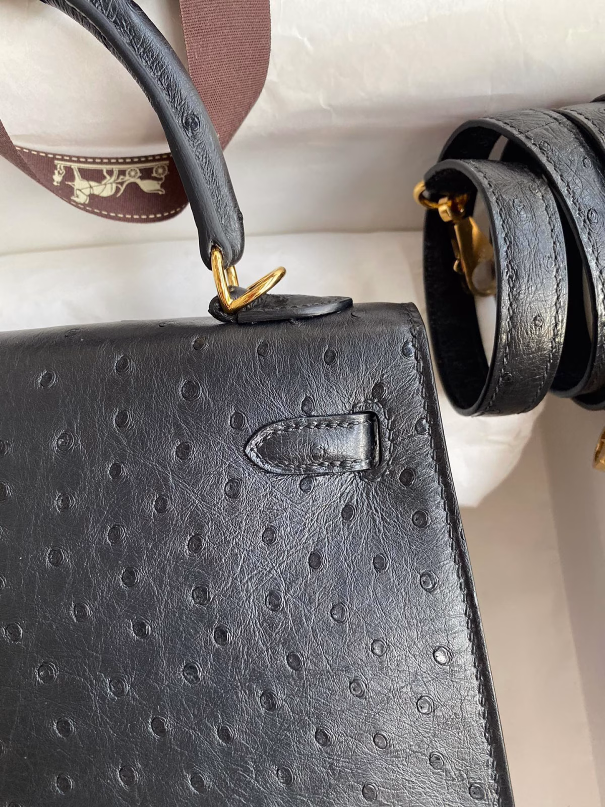 Hermes Kelly Sellier 25 Handmade Bag In Black Ostrich Leather - Image 2